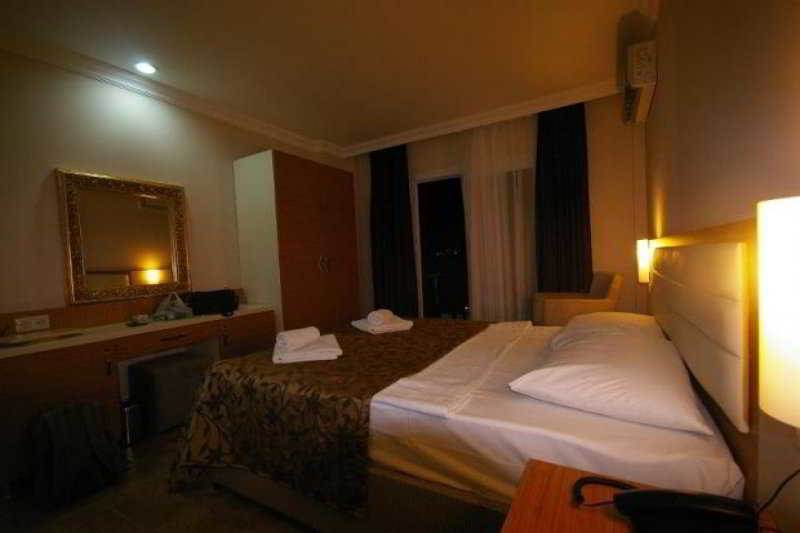 Bitez Risa Hotel 外观 照片